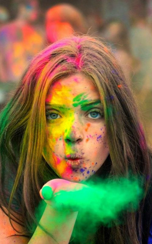 holi